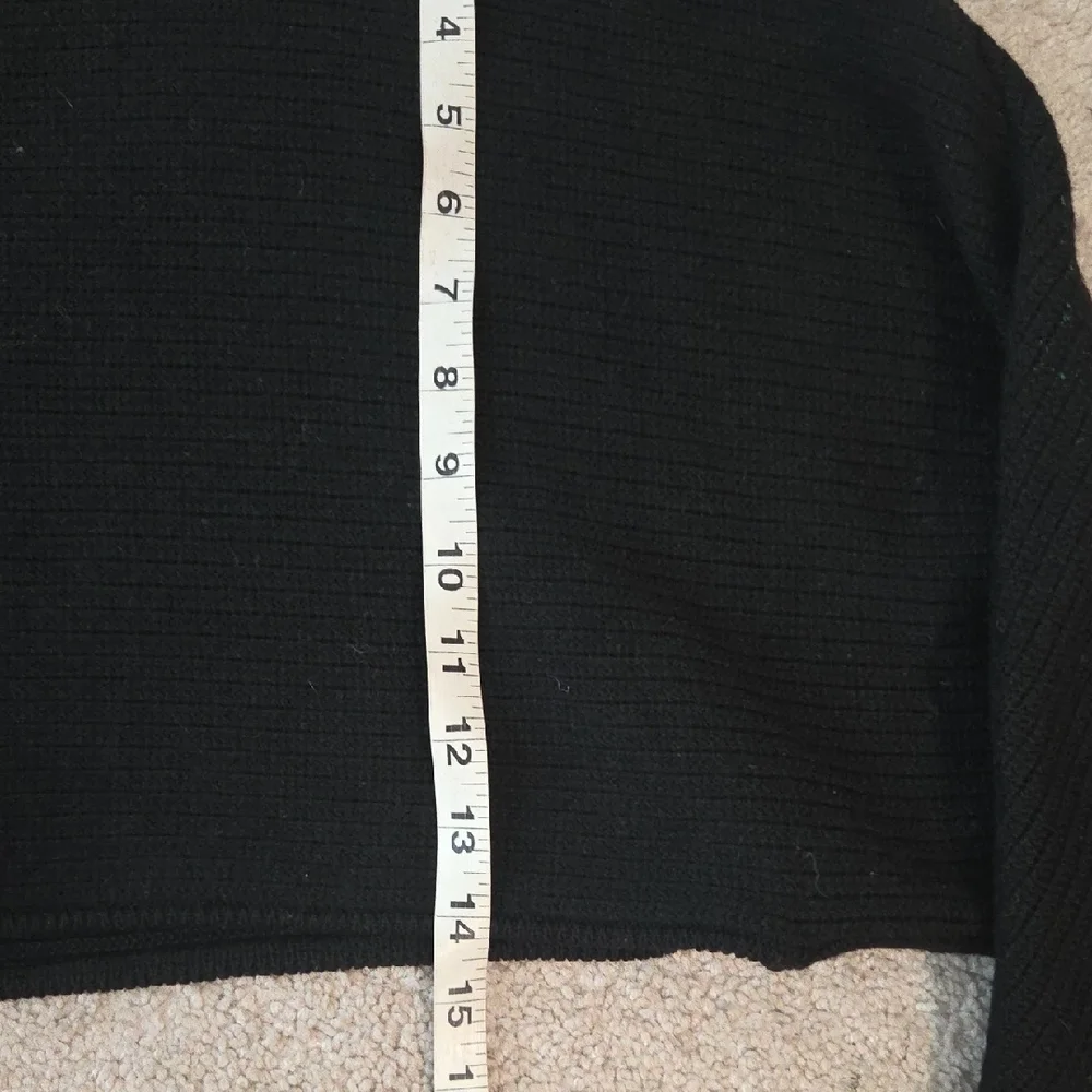 Wilfred Free Aritzia Black Cropped Sweater - Picture 9 of 13